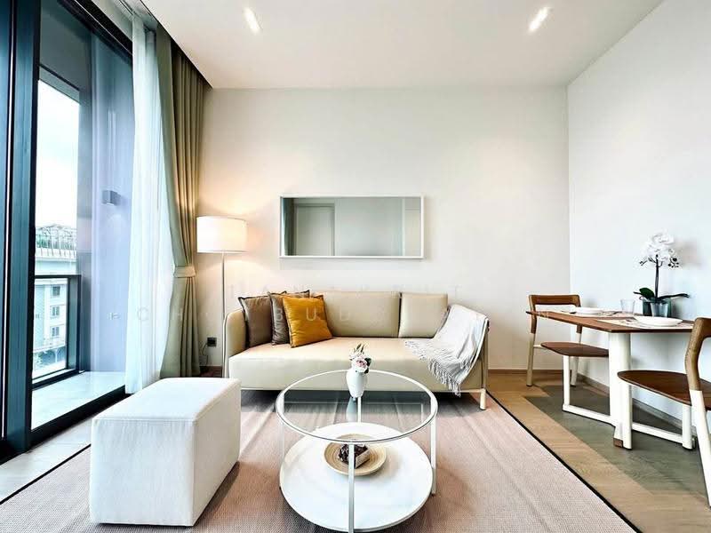 The Strand Thonglor, Bangkok, 36 Soi Sukhumvit 55, Khlong Tan Nua, Watthana, Bangkok, 1 Bedroom, 48 sqm, Condo For Rent, by Tanakrit Chotbuddkayan, 500513533 - DDproperty.com