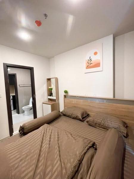 XT Huaikhwang, Bangkok, 244 Ratchadaphisek Road, Huai Khwang, Bangkok, 1 Bedroom, 35 sqm, Condo For Rent, by Manapong Phromphitak, 500513542 - DDproperty.com