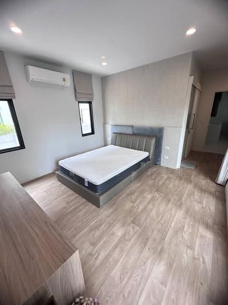 Burasiri Panyaintra, Bangkok, Khlong Song Road, Bang Chun, Khlong Sam Wa, Bangkok, 6 Bedrooms, 300 sqm, Single Detached House For Sale, by Papatsarin Jirapolruangchai, 500513549 - DDproperty.com