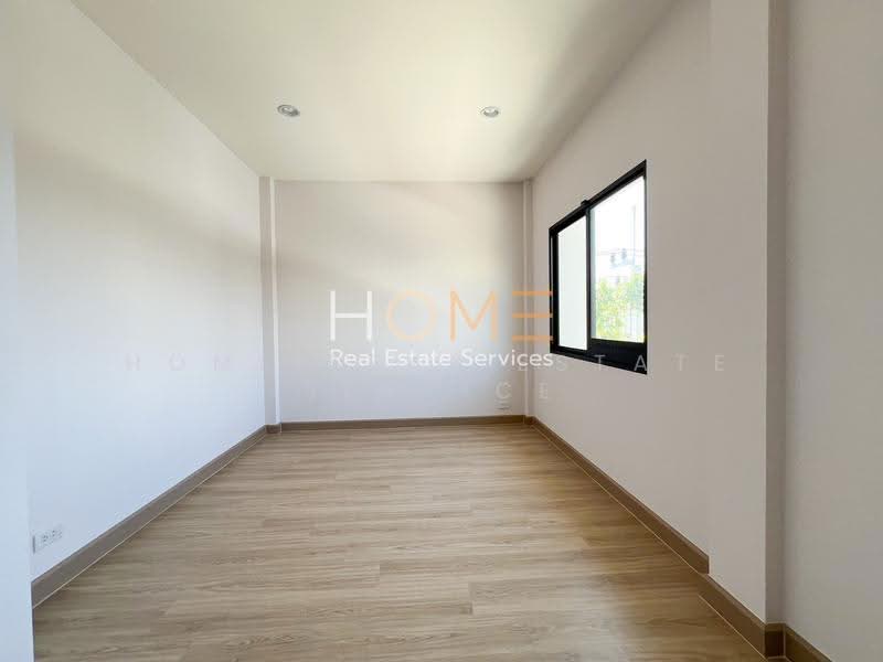 Ninya Kallapaphruek, Bangkok, 87 Kallapaphruek Road, Bang Bon, Bangkok, 4 Bedrooms, 207 sqm, Townhouse For Sale, by HOME Real Estate Service, 500513563 - DDproperty.com
