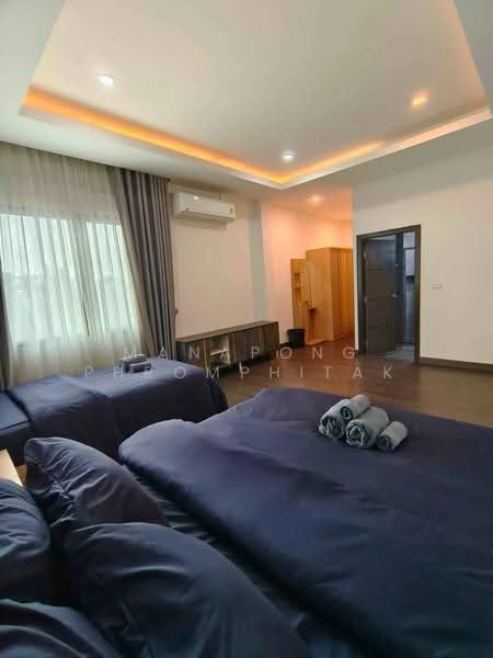 4-BR House, Bangkok, Phra Kanong Nua, Watthana, Bangkok, 4 Bedrooms, 330 sqm, Single Detached House For Rent, by Manapong Phromphitak, 500513580 - DDproperty.com