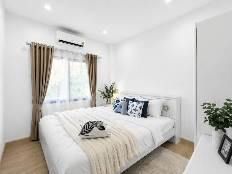 undefined, Chon Buri (Pattaya), Na Kloe, Bang Lamung (Pattaya), Chon Buri (Pattaya), 4 Bedrooms, 325 sqm, Townhouse For Rent, by Supitsara  Sangarun, 500513617 - DDproperty.com