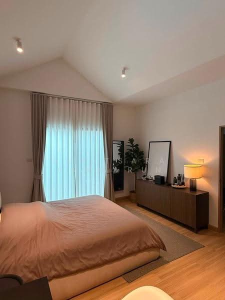 undefined, Chon Buri (Pattaya), Ta Khian Tia, Bang Lamung (Pattaya), Chon Buri (Pattaya), 4 Bedrooms, 1,600 sqm, Single Detached House For Rent, by Supitsara  Sangarun, 500513681 - DDproperty.com