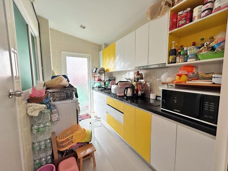 Golden Town 2 Srinakarin-Sukhumvit : โกลเด้น ทาวน์ 2 ศรีนครินทร์-สุขุมวิท, สมุทรปราการ, 144 ซอย ทรัพย์พัฒนา, บางเมือง, เมืองสมุทรปราการ, สมุทรปราการ, 100 ตร.ม., ทาวน์เฮ้าส์ ขาย, โดย The Best Property ต้าร์, 500513720 - DDproperty.com