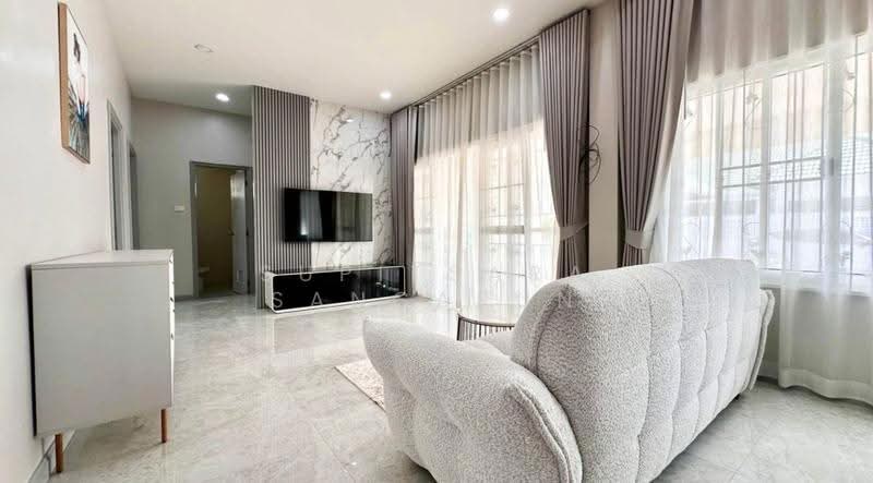 undefined, Chon Buri (Pattaya), Na Kloe, Bang Lamung (Pattaya), Chon Buri (Pattaya), 3 Bedrooms, 260 sqm, Villa For Rent, by Supitsara Sangarun, 500513750 - DDproperty.com