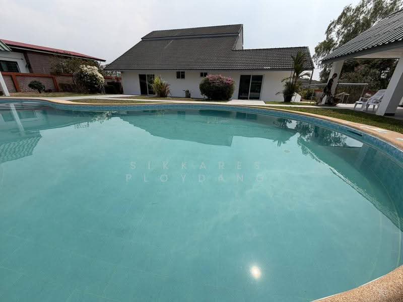 6-BR Villa, chon-buri, Nong Pru, Bang Lamung (Pattaya), Chon Buri (Pattaya), 6 Bedrooms, 450 sqm, Villa For Sale, by Sikkares Ploydang, 500513760 - DDproperty.com