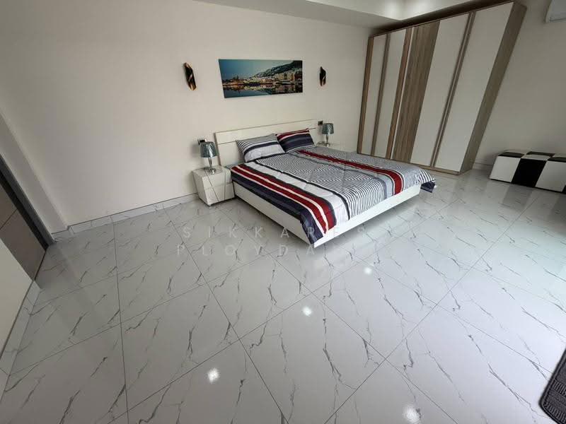 6-BR Villa, chon-buri, Nong Pru, Bang Lamung (Pattaya), Chon Buri (Pattaya), 6 Bedrooms, 450 sqm, Villa For Sale, by Sikkares Ploydang, 500513760 - DDproperty.com