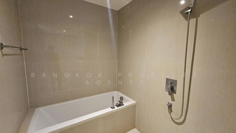 H Sukhumvit 43, Bangkok, 28 Sukhumvit 34 Road, Khlong Tan Nua, Watthana, Bangkok, 1 Bedroom, 47 sqm, Condo For Rent, by BANGKOK PROPERTY AGENTS, 500513764 - DDproperty.com