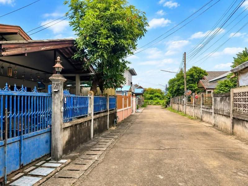 บ้านเดี่ยวพร้อมที่ดินท่าอิฐ อุตรดิตถ์, อุตรดิตถ์, ท่าอิฐ, เมืองอุตรดิตถ์, อุตรดิตถ์, 100 ตร.ม., บ้านเดี่ยว ขาย, โดย The Best Property เล็ก, 500513805 - DDproperty.com
