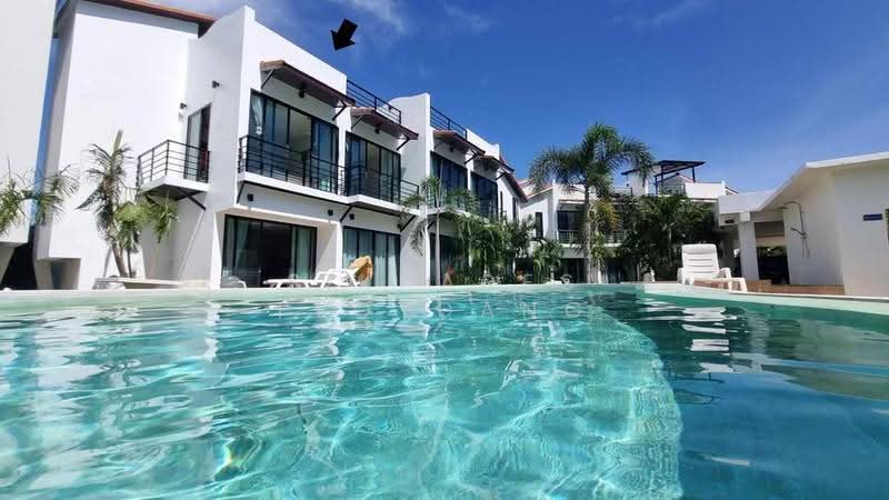 undefined, Chon Buri (Pattaya), Huai Yai, Bang Lamung (Pattaya), Chon Buri (Pattaya), 2 Bedrooms, 210 sqm, Townhouse For Sale, by Sikkares Ploydang, 500513870 - DDproperty.com