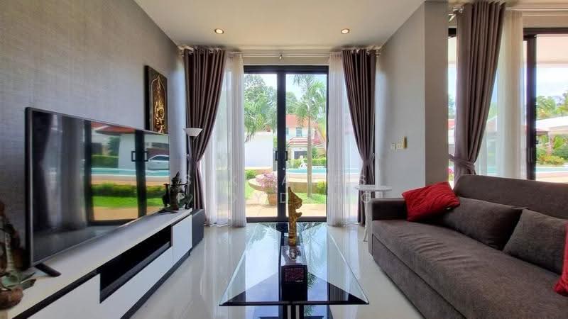 undefined, Chon Buri (Pattaya), Huai Yai, Bang Lamung (Pattaya), Chon Buri (Pattaya), 2 Bedrooms, 210 sqm, Townhouse For Sale, by Sikkares Ploydang, 500513870 - DDproperty.com