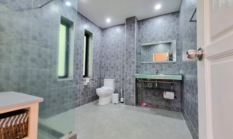 undefined, Chon Buri (Pattaya), Huai Yai, Bang Lamung (Pattaya), Chon Buri (Pattaya), 2 Bedrooms, 210 sqm, Townhouse For Sale, by Sikkares Ploydang, 500513870 - DDproperty.com