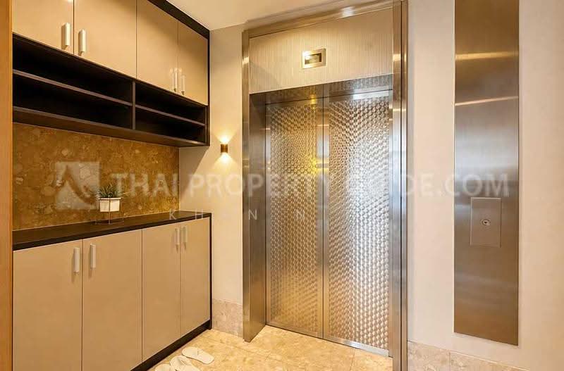 Hampton Thonglor 10, Bangkok, 324 Soi Thonglor 10, Sukhumvit Road, Khlong Tan Nua, Watthana, Bangkok, 3 Bedrooms, 164 sqm, Condo For Rent, by Khun Nita, 500513876 - DDproperty.com