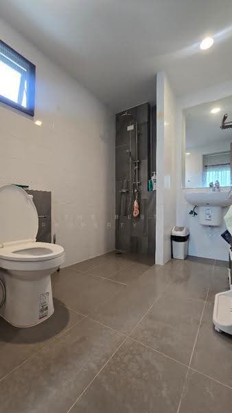 วารีโอ ไลฟ์ สุวรรณภูมิ, Samut Prakan, Srisa Chorakhe Noi, Bang Sao Thong, Samut Prakan, 3 Bedrooms, 100 sqm, Semi-Detached House (Twin House) For Sale, by The Best Property เหมยหลิง, 500513878 - DDproperty.com