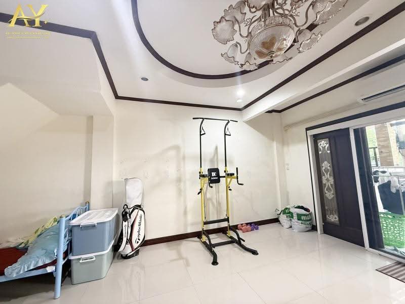 บ้านบดินทร์ เอ็กซ์คลูซีพ ลาดพร้าว 112, Bangkok, Phlapphla, Wang Thonglang, Bangkok, 6 Bedrooms, 250 sqm, Townhouse For Sale, by ณัฎฐ์ ยศขุน, 500513882 - DDproperty.com