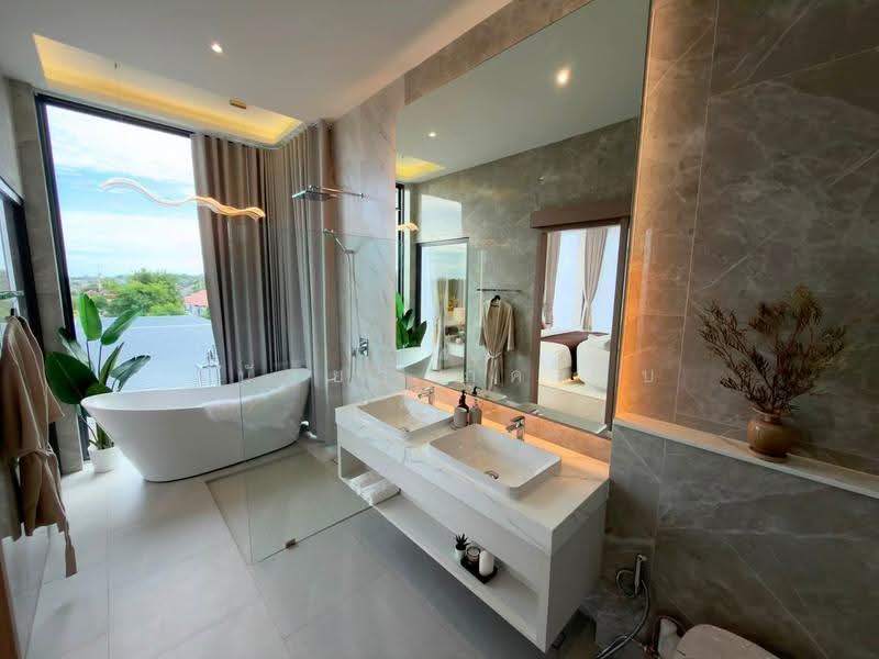 98 Lakeville Mabprachan, Chon Buri (Pattaya), Soi Pongklang, Poong, Bang Lamung (Pattaya), Chon Buri (Pattaya), 5 Bedrooms, 1,200 sqm, Single Detached House For Sale, by Wananya Phookambai, 500513911 - DDproperty.com