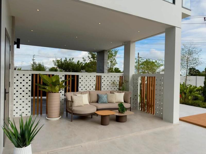 98 Lakeville Mabprachan, Chon Buri (Pattaya), Soi Pongklang, Poong, Bang Lamung (Pattaya), Chon Buri (Pattaya), 5 Bedrooms, 1,200 sqm, Single Detached House For Sale, by Wananya Phookambai, 500513911 - DDproperty.com