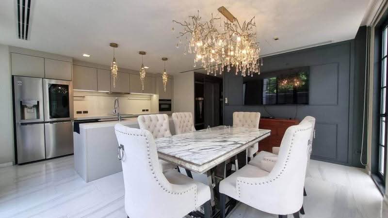 Quarter 31, Bangkok, 333 Soi Sukhumvit 31, Khlong Tan Nua, Watthana, Bangkok, 4 Bedrooms, 425 sqm, Townhouse For Rent, by Ivy Jang, 500513942 - DDproperty.com