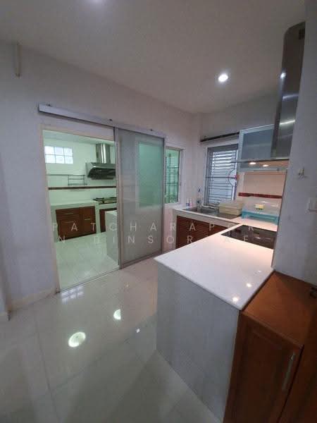 4-BR House, Chon Buri (Pattaya), Surasak, Si Racha, Chon Buri (Pattaya), 4 Bedrooms, 325 sqm, Single Detached House For Sale, by Patcharaporn Binsorlae, 500513952 - DDproperty.com