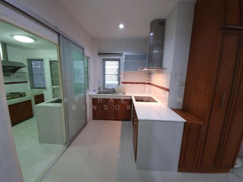 4-BR House, Chon Buri (Pattaya), Surasak, Si Racha, Chon Buri (Pattaya), 4 Bedrooms, 325 sqm, Single Detached House For Sale, by Patcharaporn Binsorlae, 500513952 - DDproperty.com