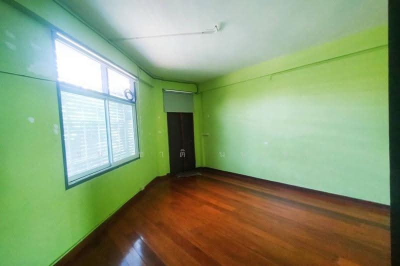 อาคารพาณิชย์ 3 ชั้น (หลังมุม) เนื้อที่ 12 ตร.ว. ปากซอยองครักษ์ 4, กรุงเทพ, ถนนนครไชยศรี, ดุสิต, กรุงเทพ, 144 ตร.ม., ตึกแถว-อาคารพาณิชย์ ขาย, โดย ชนะชาติ นนท์ตา, 500513953 - DDproperty.com