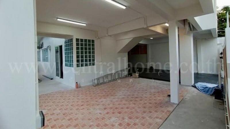 ลาดพร้าว 80, Bangkok, ลาดพร้าว80, Bang Kapi, Huai Khwang, Bangkok, 3 Bedrooms, 136 sqm, Single Detached House For Sale, by คุณ ศรันย์ ( ปังปอนด์ ), 500513962 - DDproperty.com