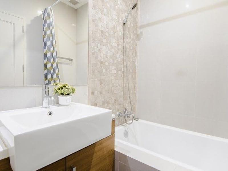 Noble Reveal, Bangkok, 36 Soi Sukhumvit 63, Ekamai Road, Phra Kanong Nua, Watthana, Bangkok, 1 Bedroom, 51 sqm, Condo For Rent, by Tanakrit Chotbuddkayan, 500513965 - DDproperty.com