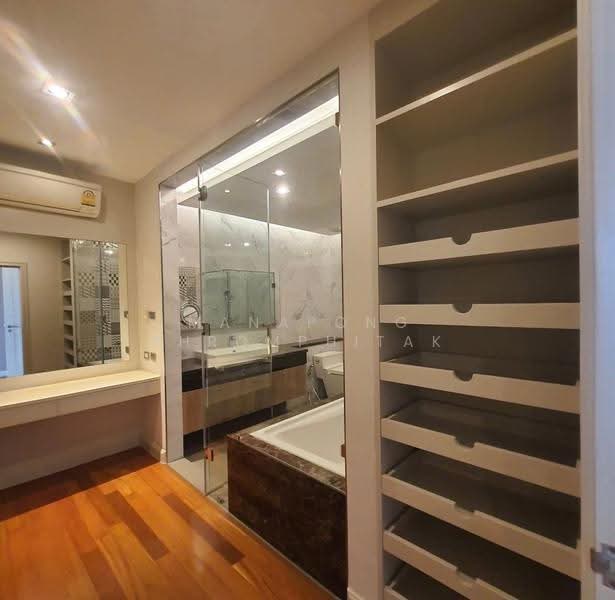 The Fourwings Residence, Bangkok, 335 Srinakarin, Hua Mak, Bang Kapi, Bangkok, 3 Bedrooms, 300 sqm, Condo For Rent, by Manapong Phromphitak, 500513998 - DDproperty.com