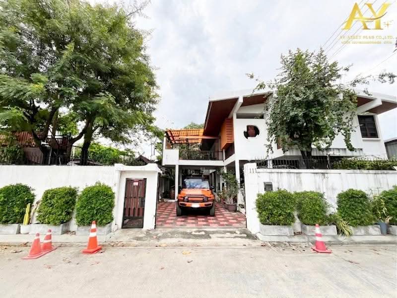 บ้านเดี่ยวทำเลทองผืนใหญ่ ใจกลางรัชดา-พหลโยธิน 32 (เสนานิคม 1), Bangkok, Chan Kasem, Chatuchak, Bangkok, 4 Bedrooms, 200 sqm, Single Detached House For Sale, by ณัฎฐ์ ยศขุน, 500514000 - DDproperty.com