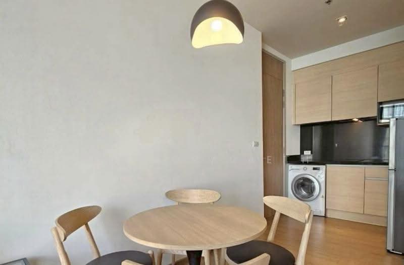 Park Origin Phrom Phong (Park 24), Bangkok, 68 Soi Sukhumvit 24, Khong Tan, Khlong Toei, Bangkok, 1 Bedroom, 39 sqm, Condo For Rent, by Intouch Abhinorasaeth, 500514009 - DDproperty.com