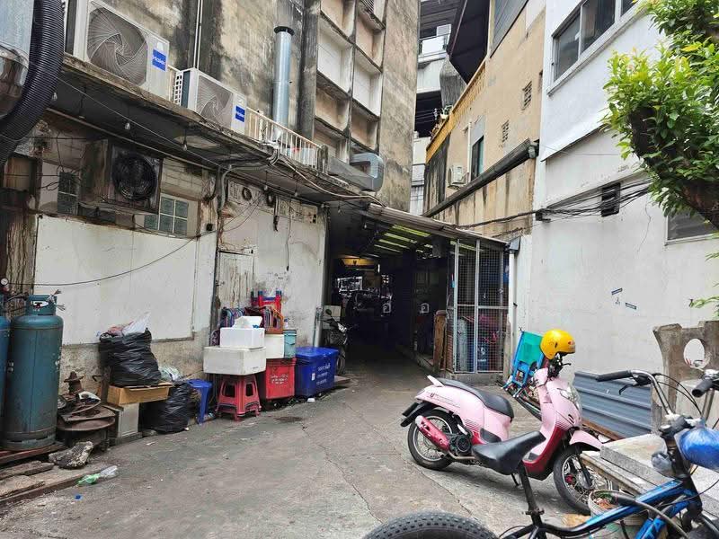 Land for rent on Sukhumvit Road near Soi Thong Lor, Bangkok, สุขุมวิท 55, Khlong Tan Nua, Watthana, Bangkok, , 304 sqm, Retail Space For Rent, by Premjit Gaivigaigosol, 500514028 - DDproperty.com