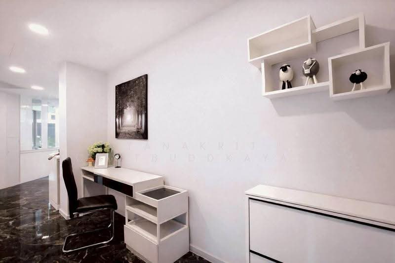 ASHTON Residence 41, Bangkok, Sukhumvit 41, Khlong Tan Nua, Watthana, Bangkok, 3 Bedrooms, 135 sqm, Condo For Sale, by Tanakrit Chotbuddkayan, 500514041 - DDproperty.com