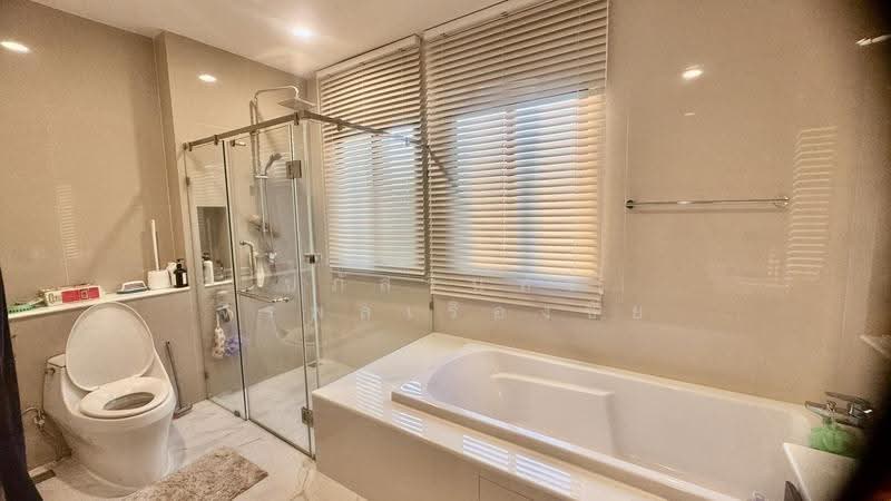 Baan Nara Wongwaen-Ramintra, Bangkok, Kanchanaphisek Parallel Road, Tha Rang, Bang Khen, Bangkok, 4 Bedrooms, 299 sqm, Single Detached House For Sale, by Papatsarin Jirapolruangchai, 500514054 - DDproperty.com