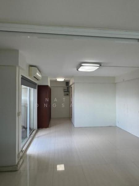 ITF Silom Palace, Bangkok, 160 Soi Naradhiwas Rajanagarindra 1, Suriyawong, Bang Rak, Bangkok, 1 Bedroom, 46 sqm, Condo For Rent, by Natlyn Kongsapook, 500514061 - DDproperty.com
