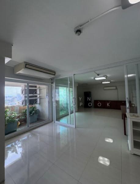 ITF Silom Palace, Bangkok, 160 Soi Naradhiwas Rajanagarindra 1, Suriyawong, Bang Rak, Bangkok, 1 Bedroom, 46 sqm, Condo For Rent, by Natlyn Kongsapook, 500514061 - DDproperty.com