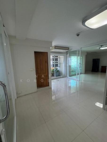 ITF Silom Palace, Bangkok, 160 Soi Naradhiwas Rajanagarindra 1, Suriyawong, Bang Rak, Bangkok, 1 Bedroom, 46 sqm, Condo For Rent, by Natlyn Kongsapook, 500514061 - DDproperty.com
