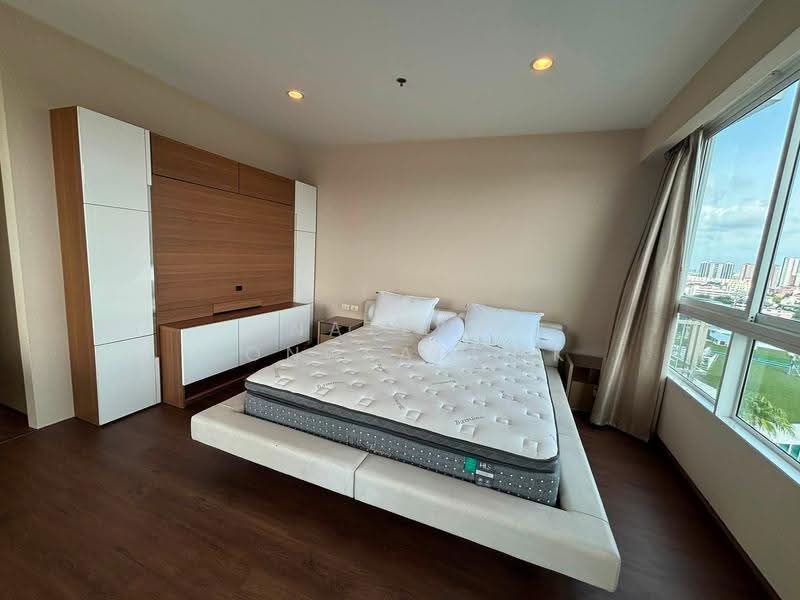 Supalai Prima Riva (Residential), Bangkok, Rama 3 Road, Chong Nonsi, Yan Nawa, Bangkok, 3 Bedrooms, 256 sqm, Condo For Rent, by Natlyn Kongsapook, 500514097 - DDproperty.com