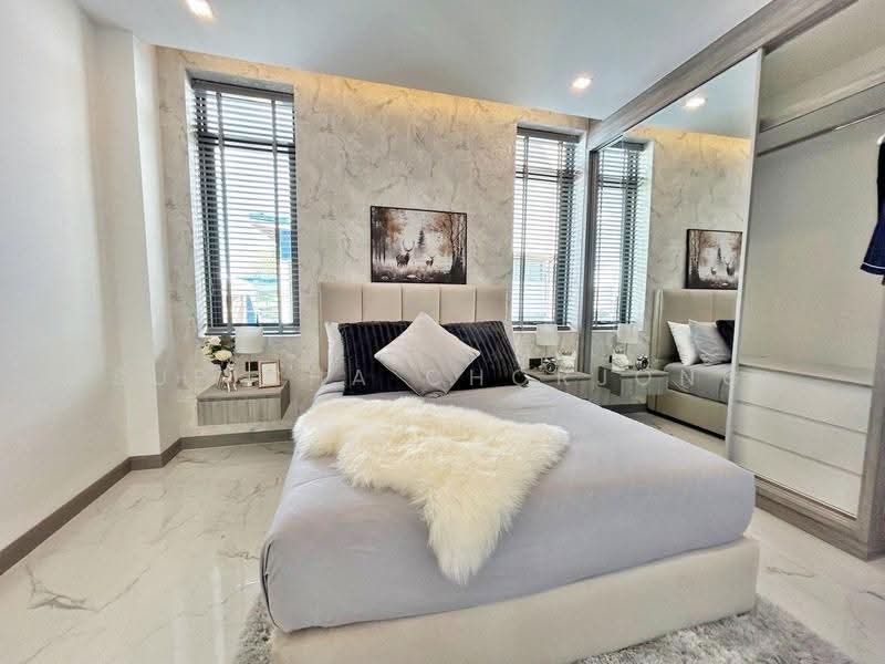 Layan Chak Nok, Chon Buri (Pattaya), Toongklom-Talman 20, Bang Lamung, Bang Lamung (Pattaya), Chon Buri (Pattaya), 4 Bedrooms, 502 sqm, Villa For Sale, by Supicha Chorjong, 500514125 - DDproperty.com