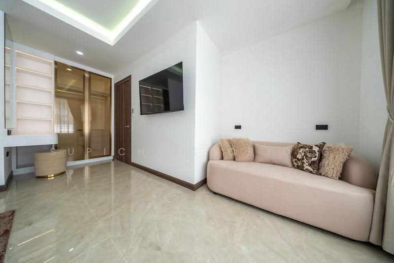5-BR Villa, Chon Buri (Pattaya), Poong, Bang Lamung (Pattaya), Chon Buri (Pattaya), 5 Bedrooms, 450 sqm, Villa For Sale, by Supicha Chorjong, 500514160 - DDproperty.com