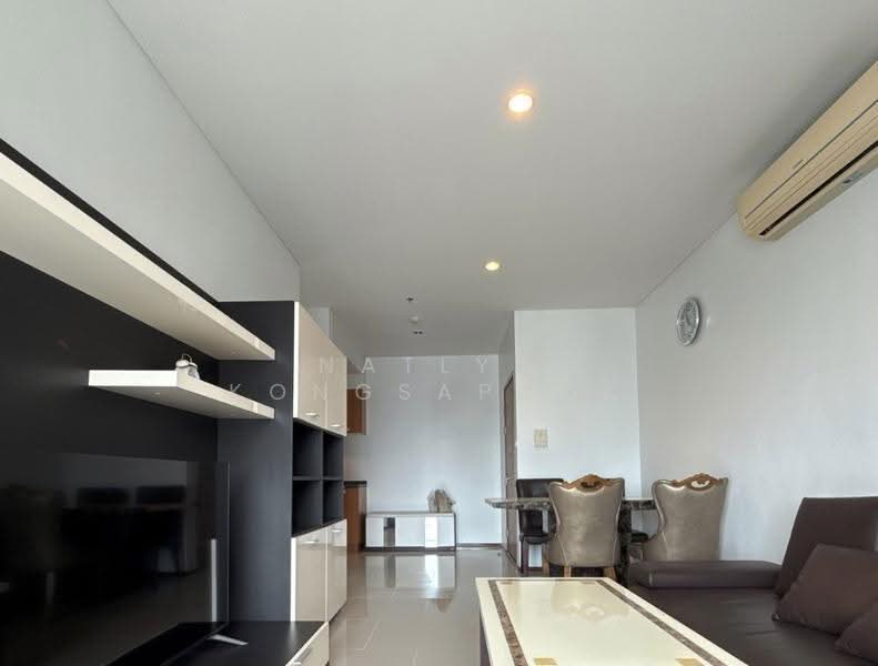 Villa Sathorn, Bangkok, 5 KrungThonBuri Road, Khlong Ton Sai, Khlong San, Bangkok, 1 Bedroom, 55 sqm, Condo For Rent, by Natlyn Kongsapook, 500514186 - DDproperty.com