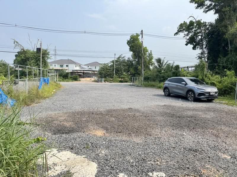 House for rent with a yard located behind PTT Tha Chang. The land measures 17x40 meters and is 167 s, Songkhla, Khlong Hae, Hat Yai, Songkhla, 1 Bedroom, 400 sqm, Single Detached House For Rent, by Rachen Nopsuwan, 500514210 - DDproperty.com