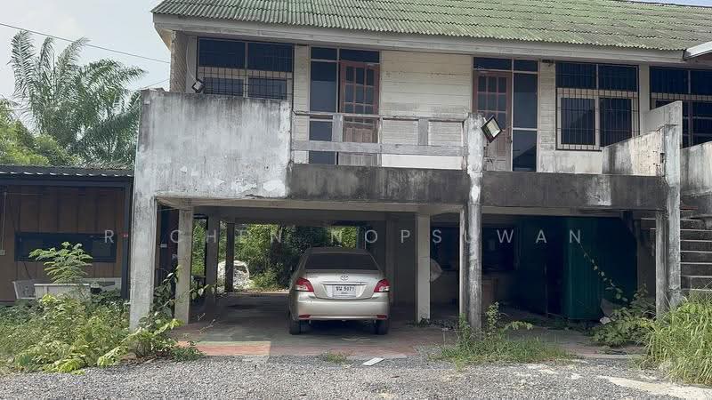 ให้เช่า บ้านมีบริเวณ อยู่หลัง ปตท.ท่าช้าง ขนาด 167 ตร.ว. ขนาดที่ดิน 17x40 เมตร เช่า 9,000 บาท, สงขลา, คลองแห, หาดใหญ่, สงขลา, 400 ตร.ม., บ้านเดี่ยว ให้เช่า, โดย Rachen Nopsuwan, 500514210 - DDproperty.com