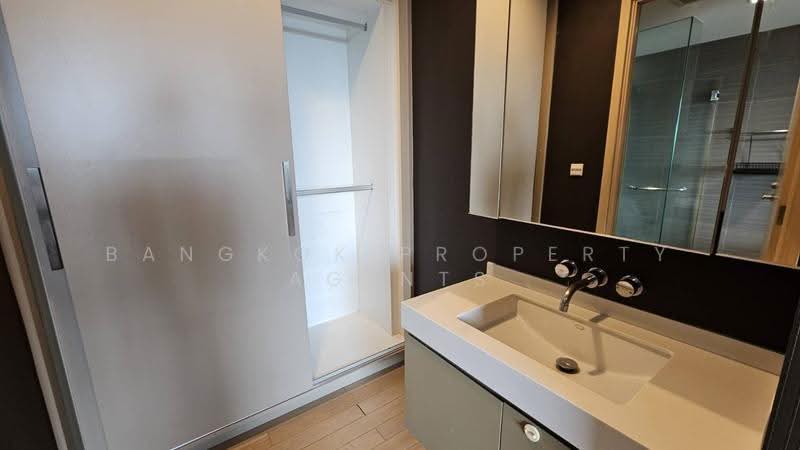 Siri At Sukhumvit, Bangkok, 902 Sukhumvit Road, Phra Kanong, Khlong Toei, Bangkok, 2 Bedrooms, 69 sqm, Condo For Rent, by BANGKOK PROPERTY AGENTS, 500514214 - DDproperty.com