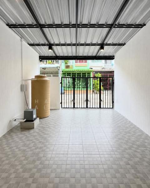 Mu ban Phetkasem 2, Bangkok, Bang Khae, Bangkok, 2 Bedrooms, 96 sqm, Townhouse For Sale, by Thanyathita Nalinratphokin, 500514251 - DDproperty.com