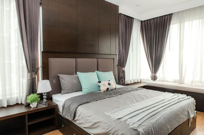 The Emporio Place, Bangkok, 93 Soi Sukhumvit 24, Sukhumvit Road, Khong Tan, Khlong Toei, Bangkok, 2 Bedrooms, 108 sqm, Condo For Sale, by Natlyn Kongsapook, 500514257 - DDproperty.com