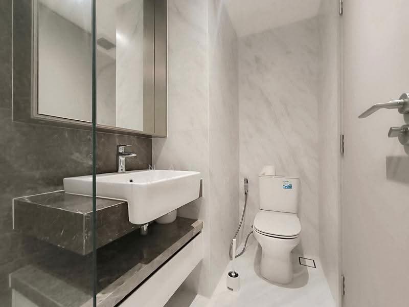 Fynn Asoke, Bangkok, 28 Sukhumvit 10 Alley, Khlong Toei, Bangkok, 1 Bedroom, 28 sqm, Condo For Rent, by Natlyn Kongsapook, 500514272 - DDproperty.com