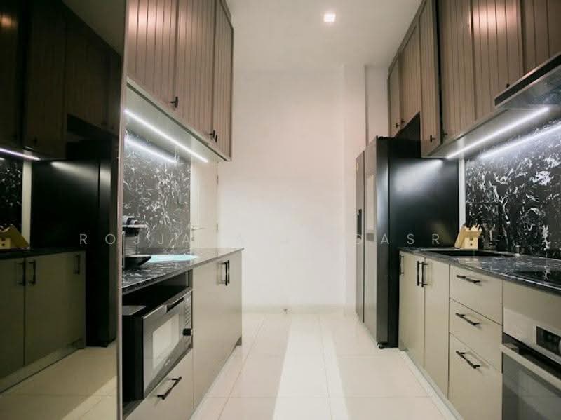 The Gentry Ekamai-Ladprao, Bangkok, 90 Soi Ladprao 94, Phlapphla, Wang Thonglang, Bangkok, 3 Bedrooms, 380 sqm, Single Detached House For Rent, by Rojjana Jindasri, 500514293 - DDproperty.com