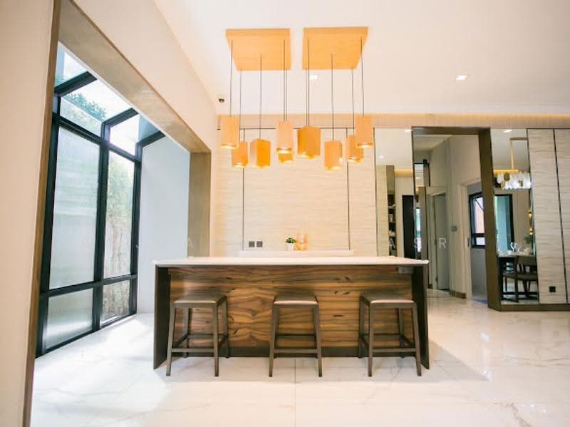 The Gentry Ekamai-Ladprao, Bangkok, 90 Soi Ladprao 94, Phlapphla, Wang Thonglang, Bangkok, 3 Bedrooms, 380 sqm, Single Detached House For Sale, by Rojjana Jindasri, 500514300 - DDproperty.com