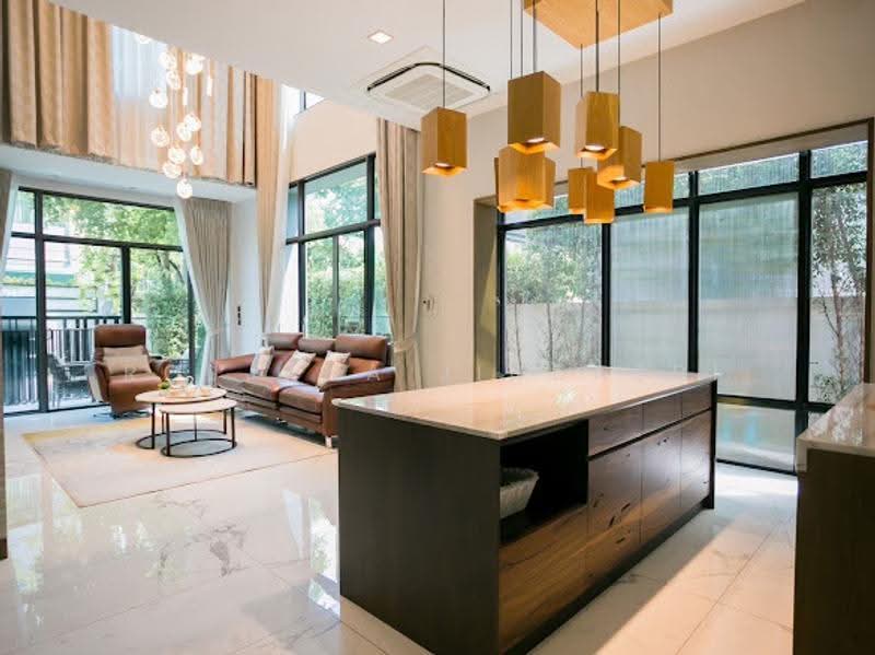 The Gentry Ekamai-Ladprao, Bangkok, 90 Soi Ladprao 94, Phlapphla, Wang Thonglang, Bangkok, 3 Bedrooms, 380 sqm, Single Detached House For Sale, by Rojjana Jindasri, 500514300 - DDproperty.com