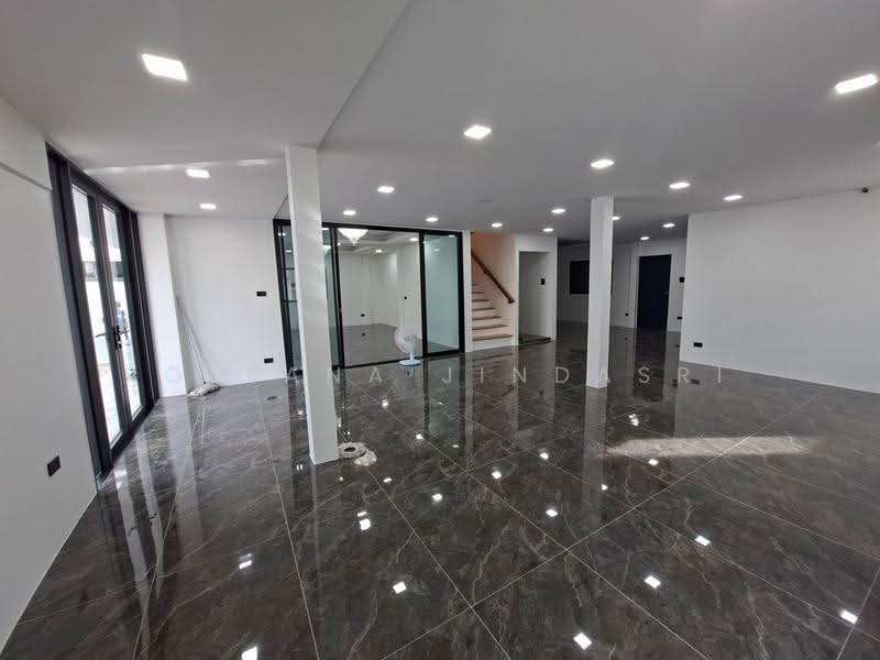 บ้าน 4-ห้องนอน, กรุงเทพ, บางจาก, พระโขนง, กรุงเทพ, 200 ตร.ม., บ้านเดี่ยว ให้เช่า, โดย Rojjana Jindasri, 500514310 - DDproperty.com